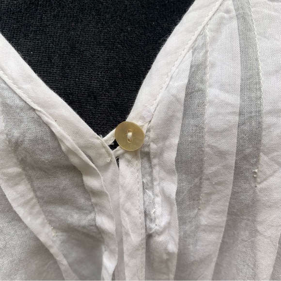 World Market open front women’s top.  Embroidered white beautiful Claire jacket. - Picture 5 of 8